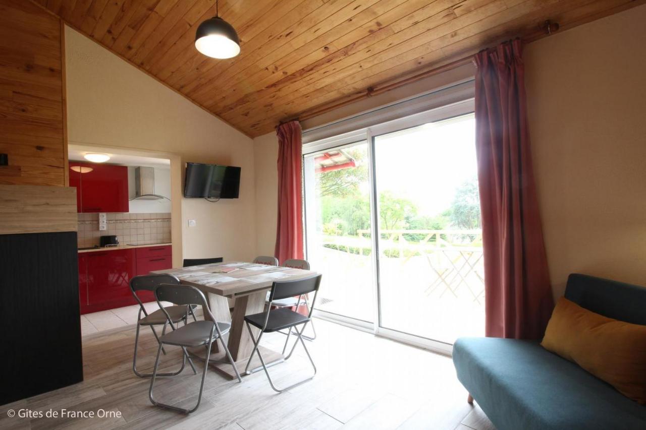 Maison d'hôtes Les Bruyères Gandelain Esterno foto