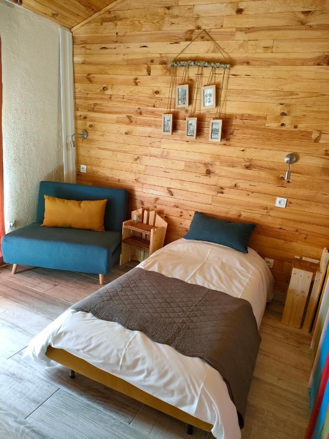 Maison d'hôtes Les Bruyères Gandelain Esterno foto