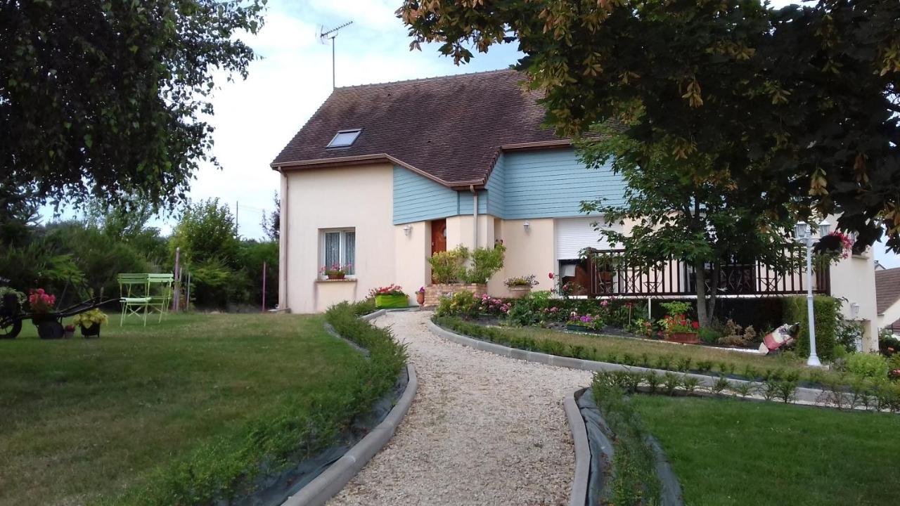 Maison d'hôtes Les Bruyères Gandelain Esterno foto